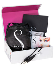 Load image into Gallery viewer, Swan Squeeze Control The Swan Kiss - Pink