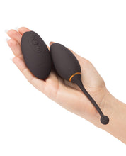Load image into Gallery viewer, Coco De Mer Emma Remote Control Egg